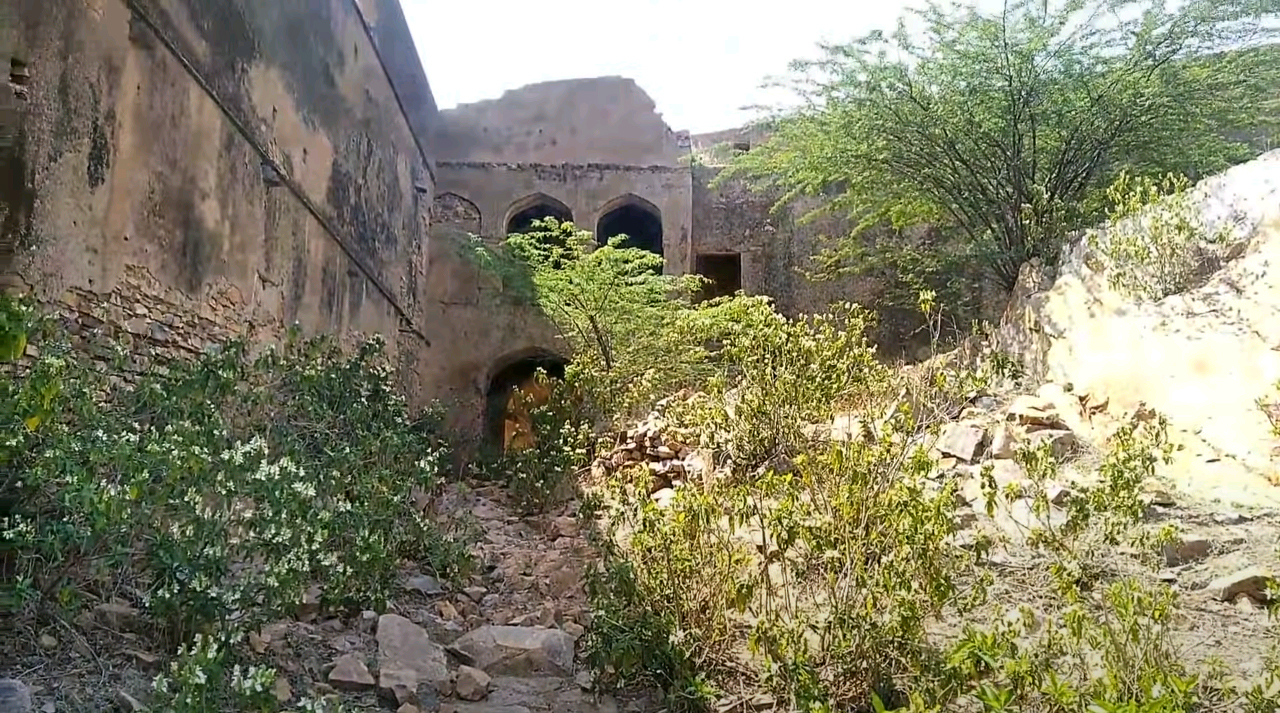 Khetri Fort (Bhopalgarh Fort) - Jhunjhunu